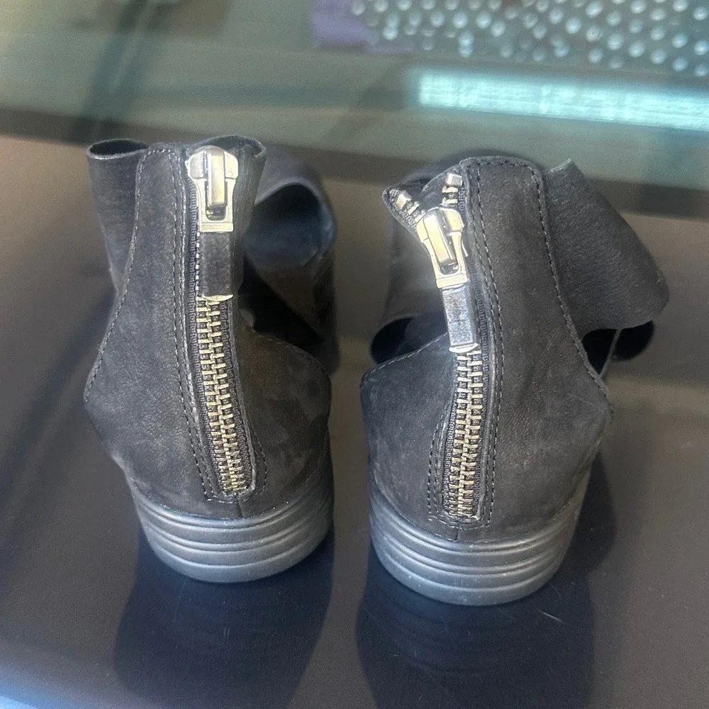 Eileen Fisher Carver Tumbled‎ Nubuck Sneaker Sandals Women's Size 6.5 Black